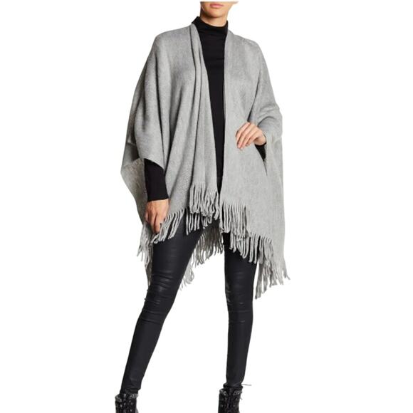 Vince Camuto Feels Like Home Ruana Wrap Open Front In Heather Grey - Picture 1 of 8
